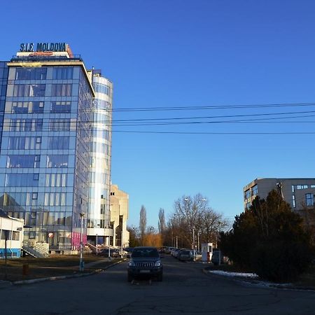 Apartament In Regim Hotelier Bacău Extérieur photo