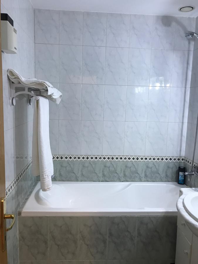 Apartament In Regim Hotelier Bacău Extérieur photo