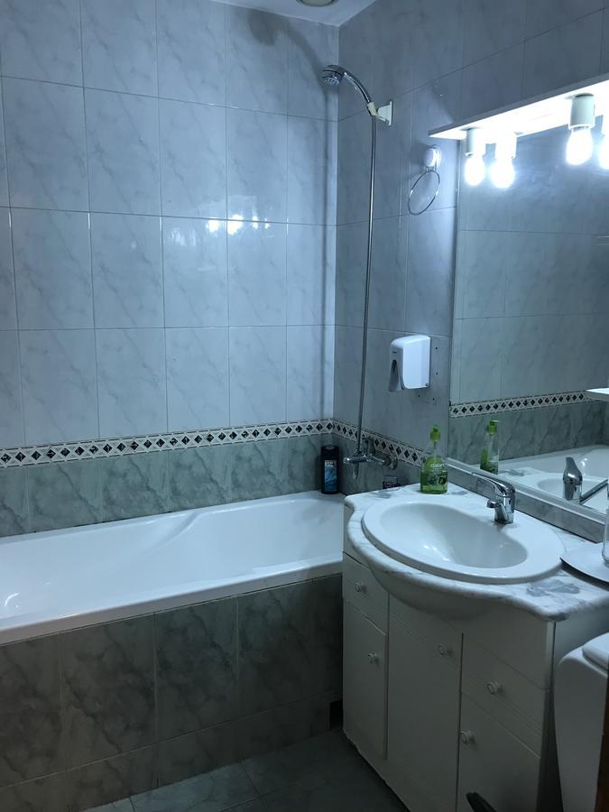 Apartament In Regim Hotelier Bacău Extérieur photo