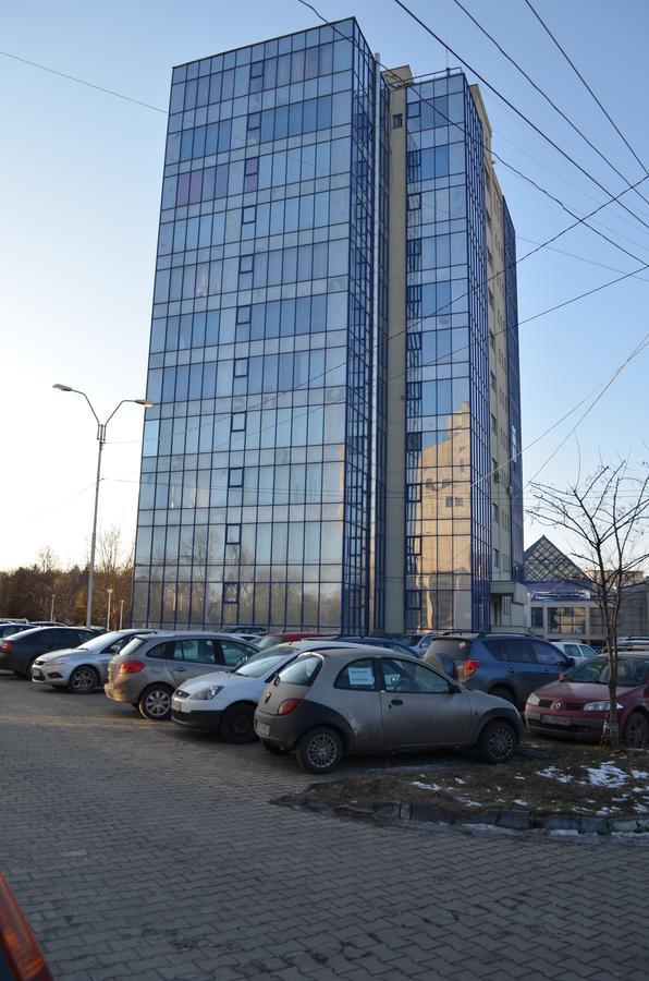 Apartament In Regim Hotelier Bacău Extérieur photo