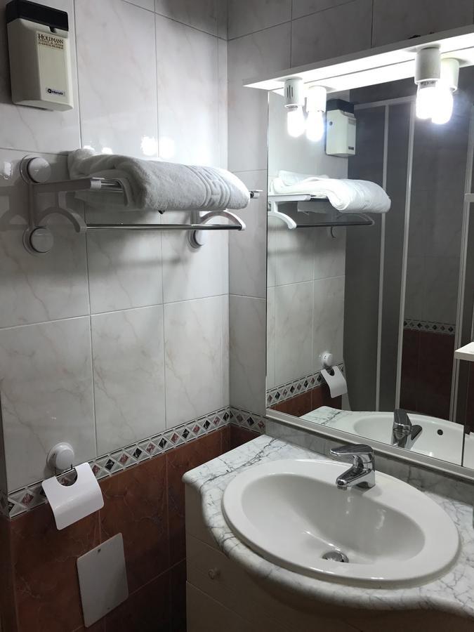 Apartament In Regim Hotelier Bacău Extérieur photo