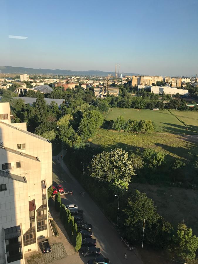 Apartament In Regim Hotelier Bacău Extérieur photo