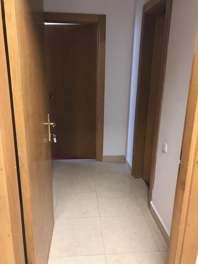 Apartament In Regim Hotelier Bacău Extérieur photo